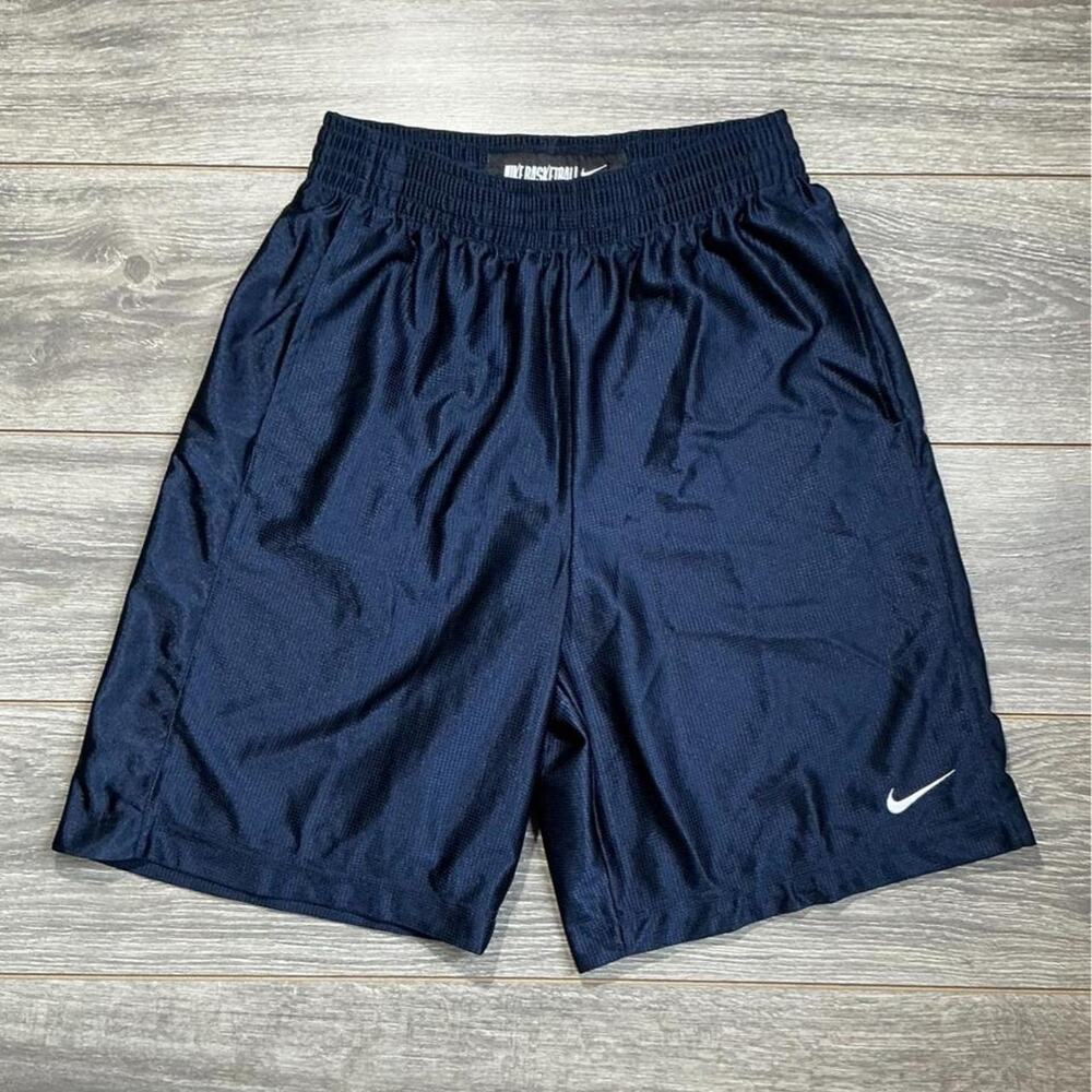 Vintage 2000s Nike Blue Shorts